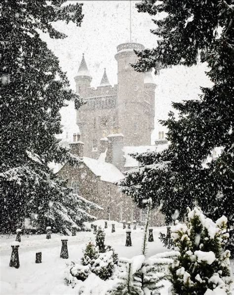 Balmoral Castle in Scotland | Castle estate, Castle aesthetic, Castle