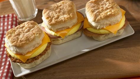 6 Homemade Frozen Breakfast Sandwiches | Mom Life