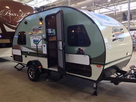 The Small Trailer Enthusiast in 2020 | Small travel trailers, Small rv ...