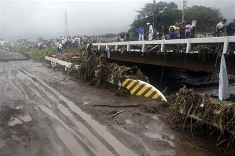 Sinkhole in Guatemala - CBS News