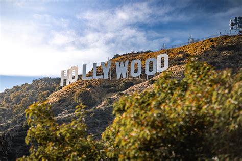 File:Hollywood sign in Los Angeles.jpg - Wikimedia Commons