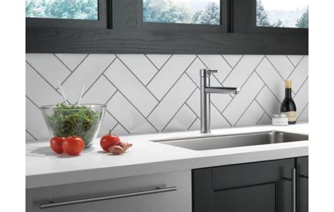 Trinsic® Kitchen Collection | Delta Faucet