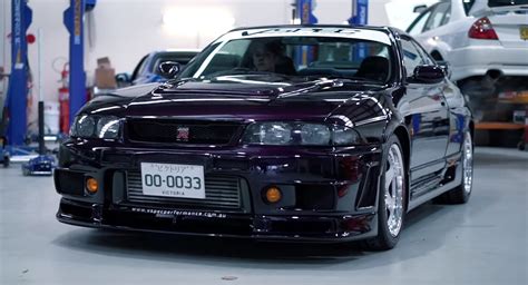 Watch A Nissan Skyline GT-R 400R Being Lovingly Detailed | Carscoops