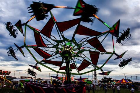 The Annual Norwalk Oyster Festival in Veteranâ€™s Park, Norwalk Editorial Stock Photo - Image of ...