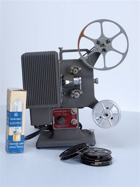 Vintage Kodak Kodascope Eight-33 8mm Movie Projector