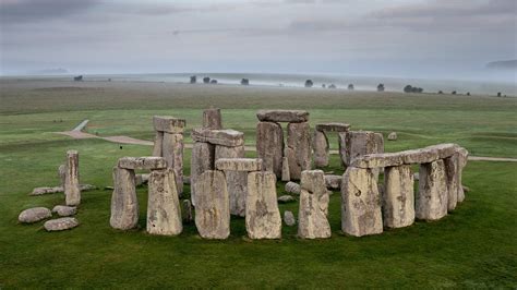 7 Things You Should Know About Stonehenge | HISTORY