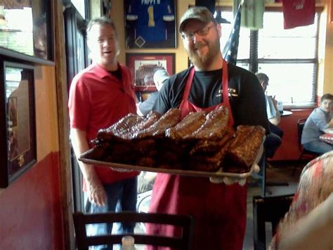 Pappy’s Smokehouse Ribs | Run Across the U.S.