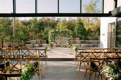 10 Luxurious Wedding Venues NYC Has To Offer - Susan Shek