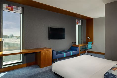 Aloft London Excel London, England, GB - Reservations.com