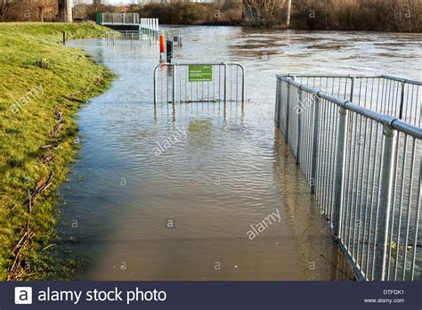 River Nene Flood Stock Photos & River Nene Flood Stock Images - Alamy