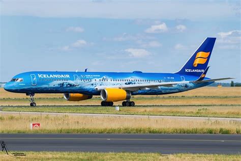 Icelandair Vatnajökull Livery / TF-FIR / Boeing 757-200 / … | Flickr