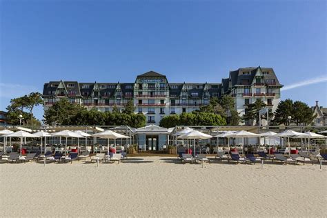 The 15 Best Beachfront Hotels in France