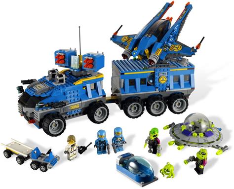 Earth Defense HQ - LEGO Alien Conquest set 7066