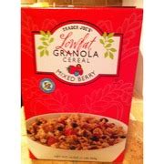 Trader Joe's Lowfat Granola Cereal - Mixed Berries: Calories, Nutrition Analysis & More | Fooducate