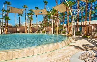 The best Las Vegas hotels with the very best pool designs | Livingetc