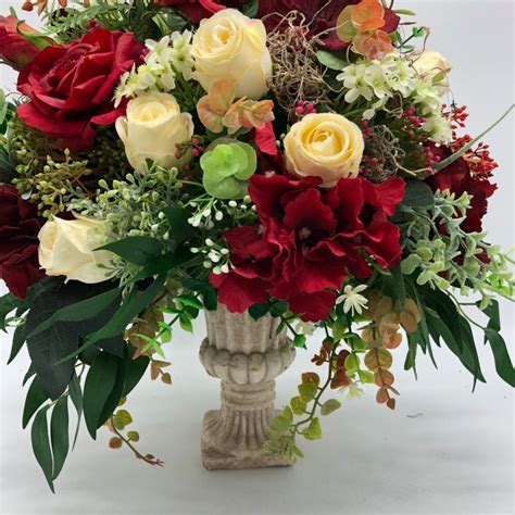 Artificial flower arrangement