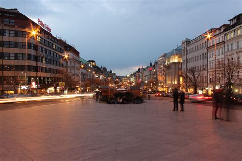 Václavské náměstí | Wenceslas Square at night | Matthias De. | Flickr