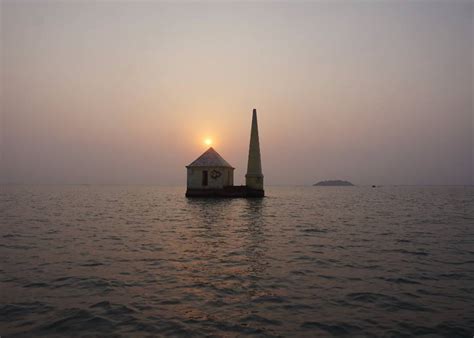 Chilika Lake Puri, Tourist Attractions & Activities, Boat ride