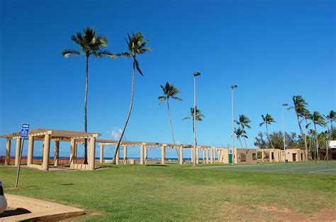 Haleiwa Beach Park, Oahu | To-Hawaii.com