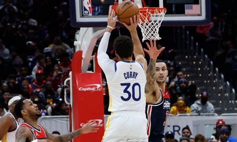 Highlights: Warriors’ Steph Curry scores 41 points in win vs. Wizards