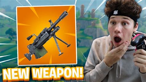 *NEW* LIGHT MACHINE GUN (LMG) IN FORTNITE - YouTube