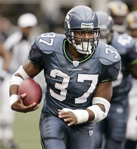 Today in Pro Football History: MVP Profile: Shaun Alexander, 2005