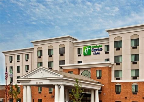 HOLIDAY INN EXPRESS & SUITES CHICAGO WEST-O'HARE ARPT AREA, AN IHG HOTEL $112 ($̶1̶3̶1̶ ...