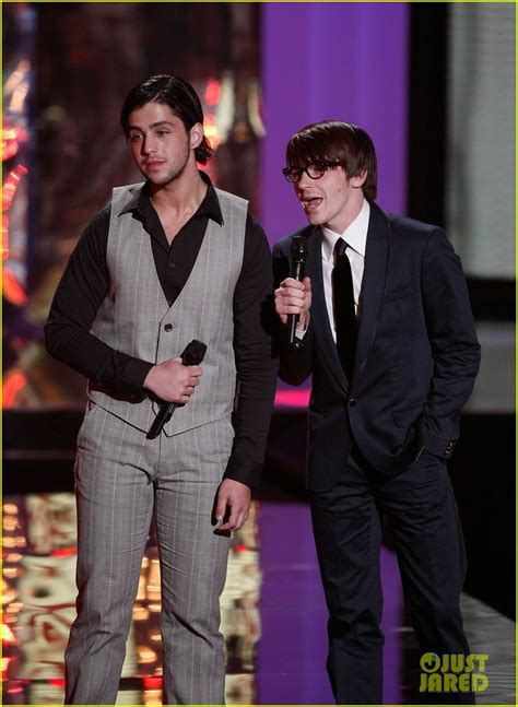 Drake Bell & Josh Peck Melt Everyone's Hearts With Epic Reunion Video - Watch Now!: Photo ...