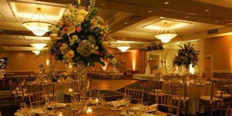 Crowne Plaza White Plains Weddings | Get Prices for Wedding Venues