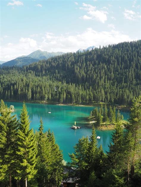 Switzerland summer vacation in Flims - Les Berlinettes | Lake landscape ...