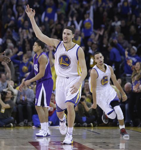 Thompson’s NBA-record 37-point quarter lifts Warriors over Kings