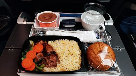 Singapore Airlines - Economy Class Meals Cutbacks