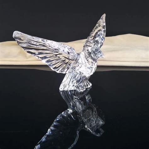 Unique Wild Animals Crystal Eagle Statue Figurine For Sale For Office Table Decoration - Buy ...