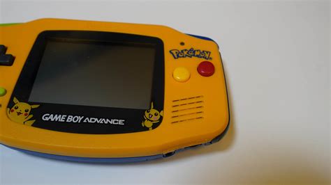 Game Boy Advance (Pokemon) - videogamesmuseum.org