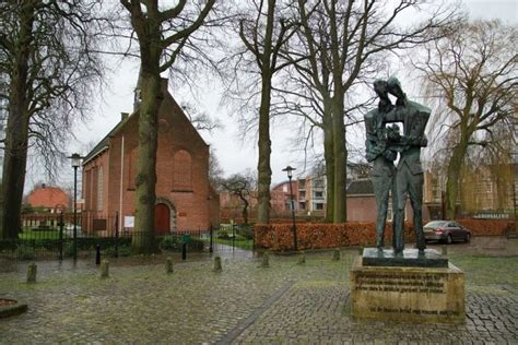 Vincent van GoghHuis Zundert - Birthplace of Van Gogh | Travel around ...