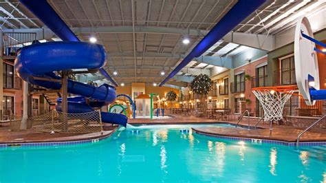 Water Park - Holiday Inn Lakeville