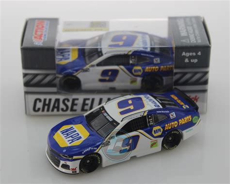 Chase Elliott 2020 NAPA 1:64 Nascar Diecast