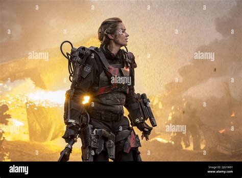 EMILY BLUNT, EDGE OF TOMORROW, 2014 Stock Photo - Alamy