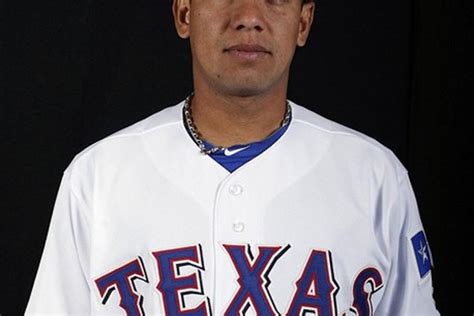 Michael Young takes paternity leave, Luis Hernandez up - Lone Star Ball