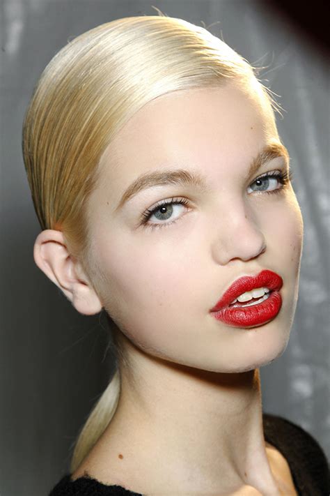 How To Choose The Best Red Lipstick for Skin Tone | StyleCaster