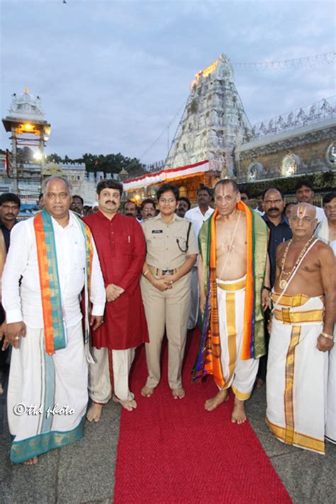 GOVERNOR OF AP & TS HAD DARSHAN OF LORD VENKATESWARA – TTD News