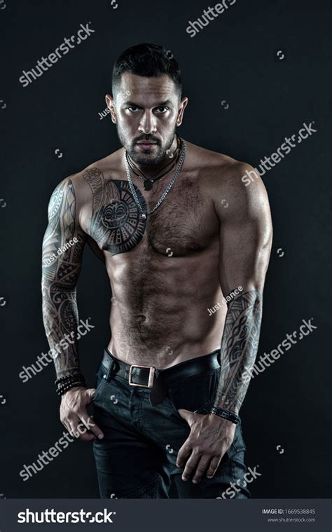 Be Strong Muscular Bodybuilder Body Tattoo ภาพสต็อก 1669538845 | Shutterstock