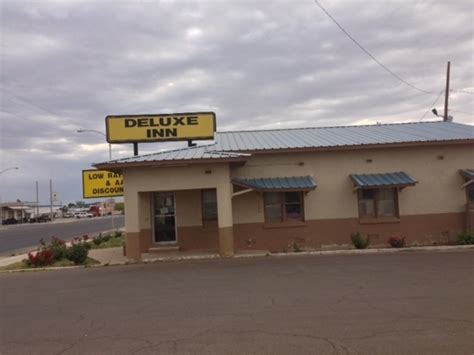 Deluxe Inn Fort Stockton in Fort Stockton, Texas - Kid-friendly Hotel Reviews | Trekaroo