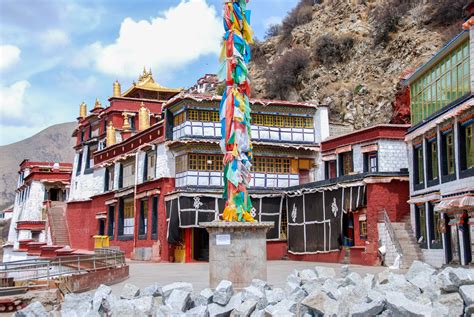 Temples and Monasteries in Tibet: the most important monasteries