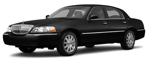 Amazon.com: 2011 Lincoln Town Car Signature L Reviews, Images, and Specs: Vehicles