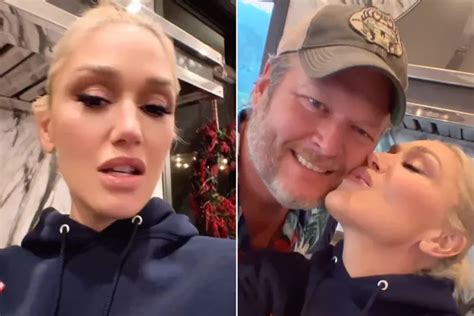 Gwen Stefani and Blake Shelton Celebrate Christmas with an Italian Feast -see photos - Bagerly
