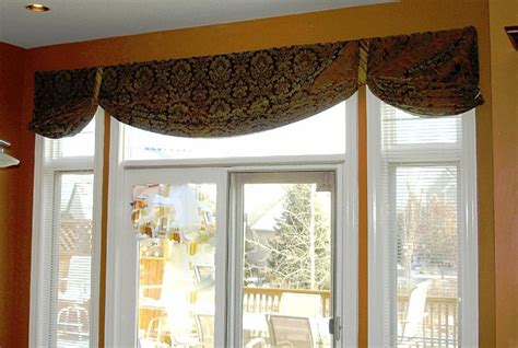 Valances for Living Room Ideas