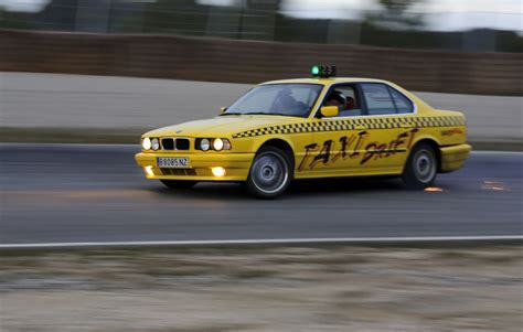 Taxi drift by Félix Marín - Photo 6100836 / 500px