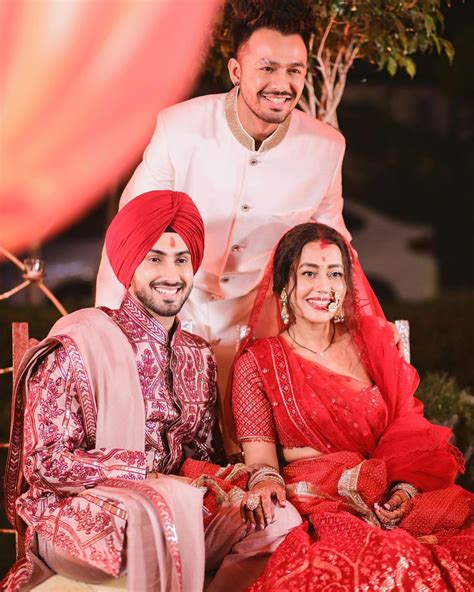 Revisit Neha Kakkar And Rohanpreet Singh's magical wedding moments