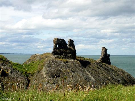 Ireland In Ruins: Black Castle Co Wicklow